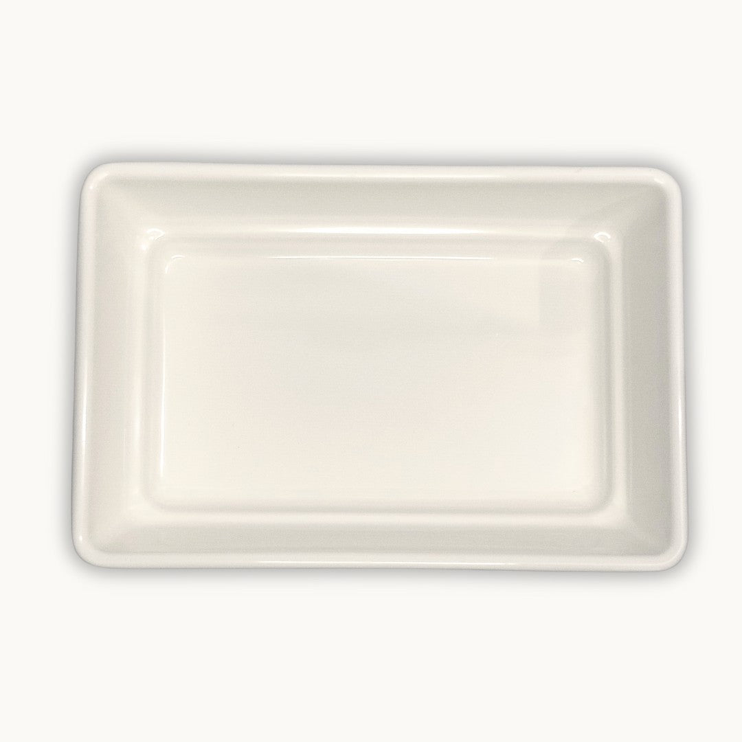 Double glazed white melamine platter used for rice and curry
